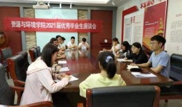 周厨餐厅爆料新闻视频播放,揭秘新闻视频背后的精彩瞬间