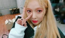 泫雅爆料舞蹈视频大全集,舞动魅力，尽展风采