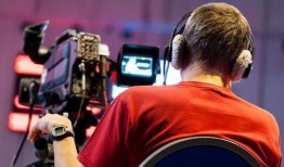 娱乐吃瓜电影经纪人是谁,揭秘娱乐圈“吃瓜”电影背后的神秘经纪人