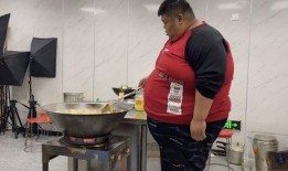 猛男炒饭爆料是真的吗视频,猛男炒饭爆料视频真实性揭秘